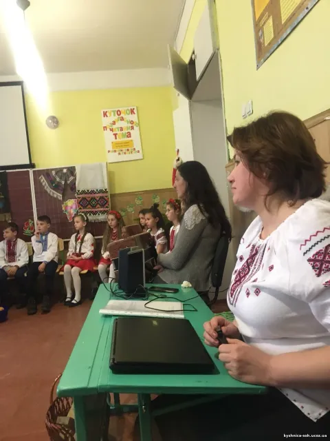 Фото 2 з 12: свято "Андріївські вечорниці"