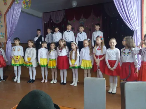 Фото 3 з 9: Свято 8-Березня