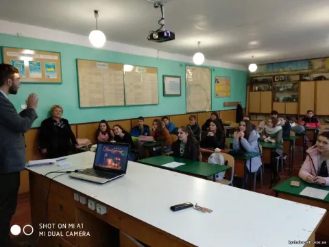 Фото 4 з 7: Партнерське викладання
