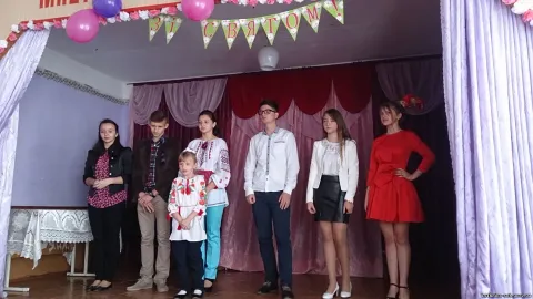 Фото 4 з 6: День Учителя