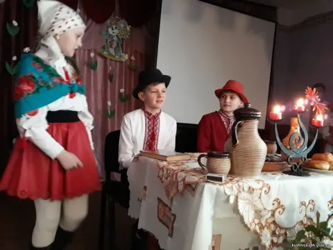 Фото 4 з 9: Шевченківський тиждень