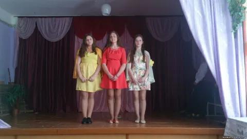 Фото 5 з 6: Звіт екологічного гуртка "Аптечка природи"
