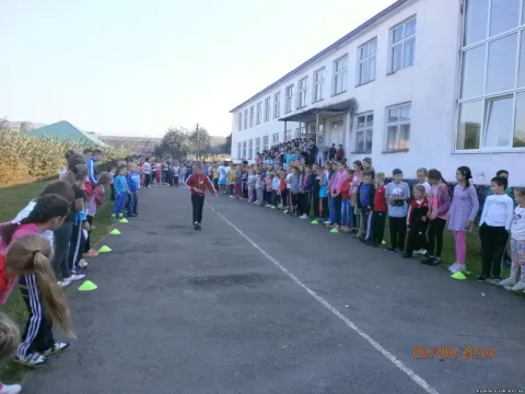 Фото 30 з 31: Фотографії з життя школи, вересень 2014